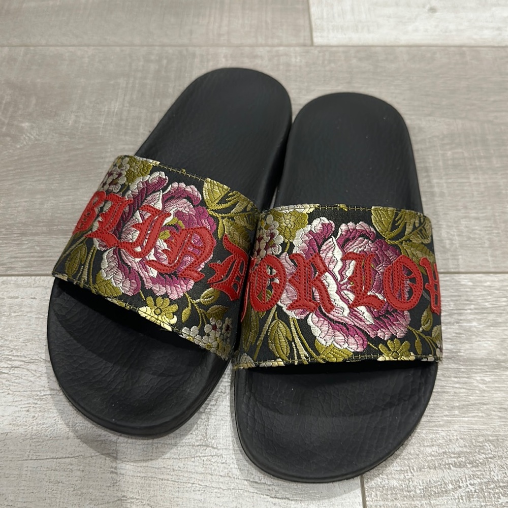 Gucci Blind for Love Slide Sandals